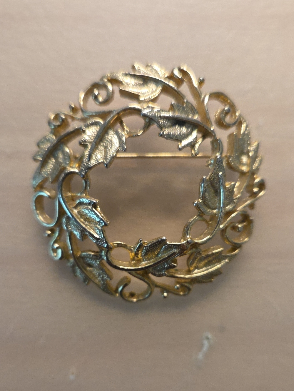 Vintage Celebrity N.Y. Leaf Wreath Brooch Silver Gold Tone Signed